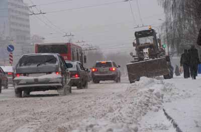 Более 300 ДТП произошло в Тюмени из-за снегопада